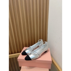 Miu Miu flat shoes